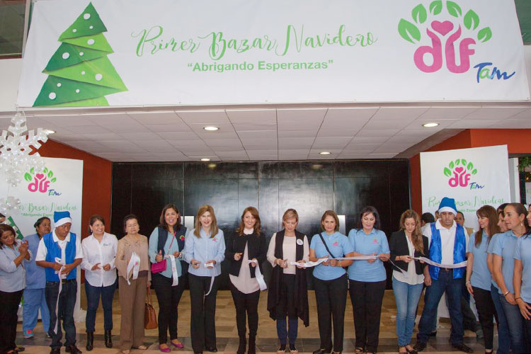 Inicia DIF Bazar Navideño “Abrigando Esperanzas”