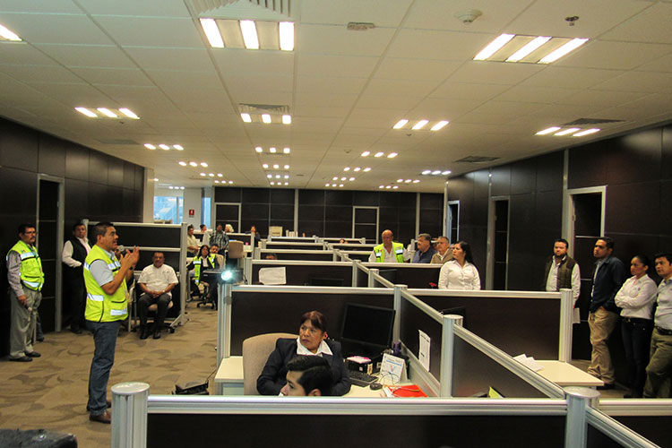 Capacitan a burócratas estatales en Plan de Protección Civil