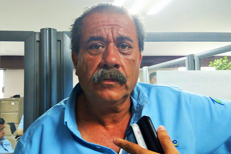 Regidor niega que haya anomalías en el censo de afectados en Madero