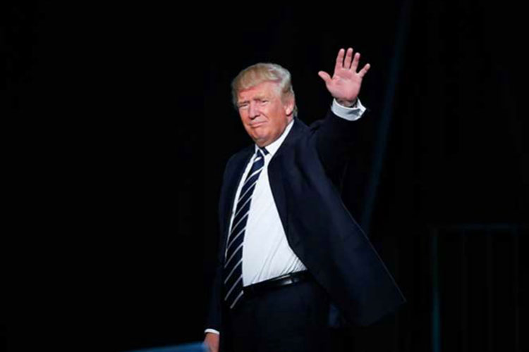 Trump va por el TLCAN; incluye ultimátum para México y Canadá