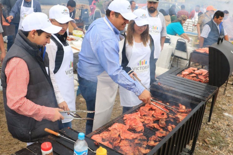 Arma Almaraz una Mega parrillada