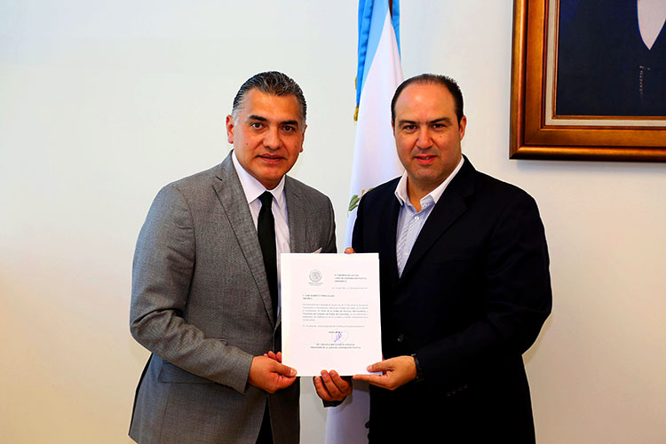 Juan Filiberto Torres nuevo titular Administrativo y Financiero del Congreso