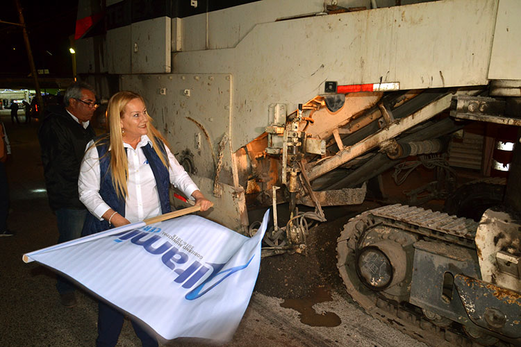 Brindan mantenimiento a vialidades del centro de Altamira