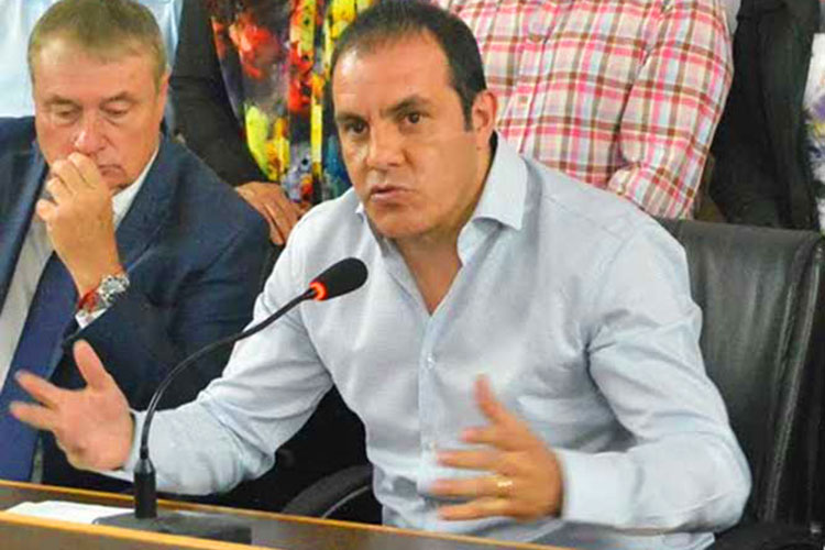 Regidores dan la espalda a ‘Cuau’; se ausentan y paralizan el ayuntamiento