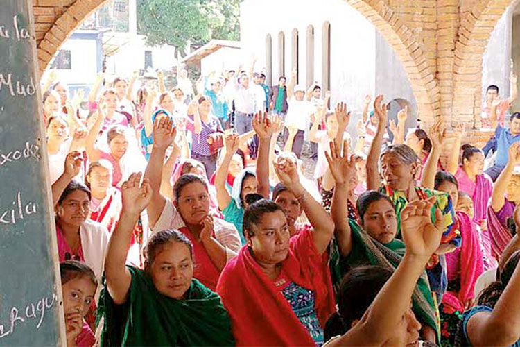 Aumenta cifra de mujeres en cargos de poder