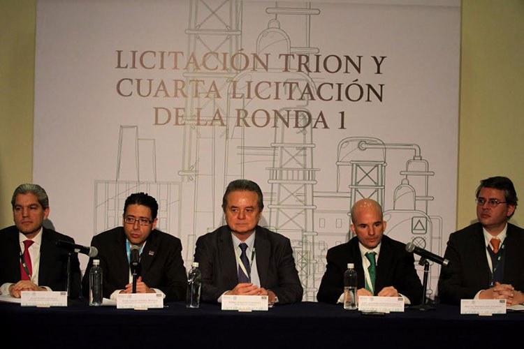Pemex logra asociación ‘histórica’ para explotar Trion