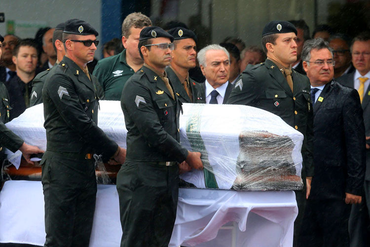 Temer presente en la despedida de los jugadores del Chapecoense