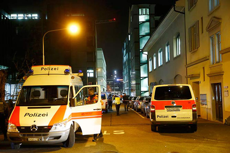 Tiroteo cerca de centro islámico en Suiza deja 3 heridos