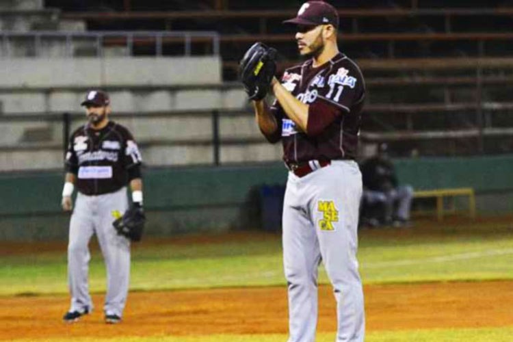 Tomateros completa barrida sobre Yaquis en recta final LMP