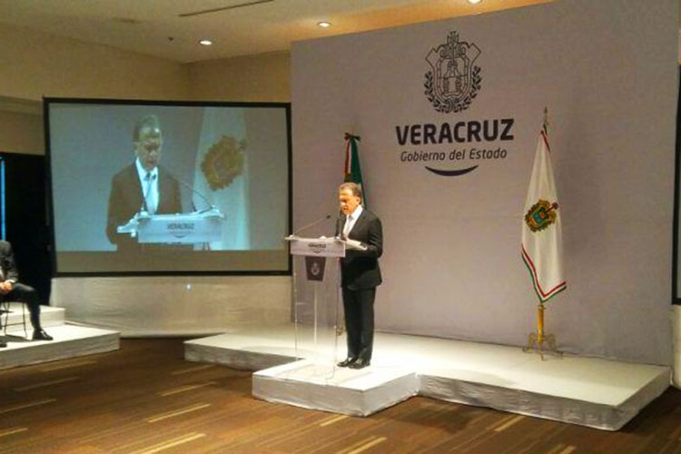 Afirma Yunes que crisis financiera de Veracruz supera ‘lo imaginable’