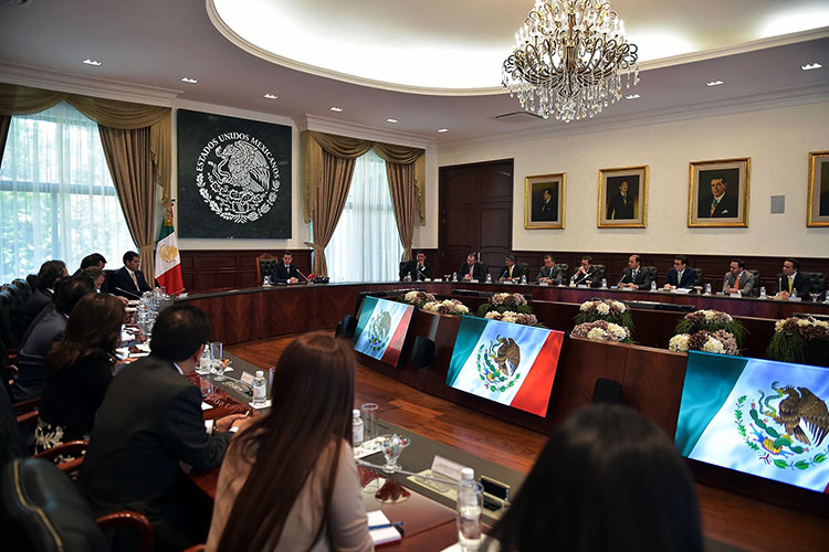 Ante Estados Unidos, “Sin sumisión ni tibieza”: EPN