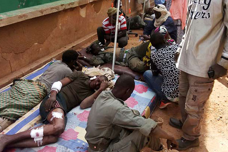 Atentado contra un cuartel en Mali deja decenas de muertos