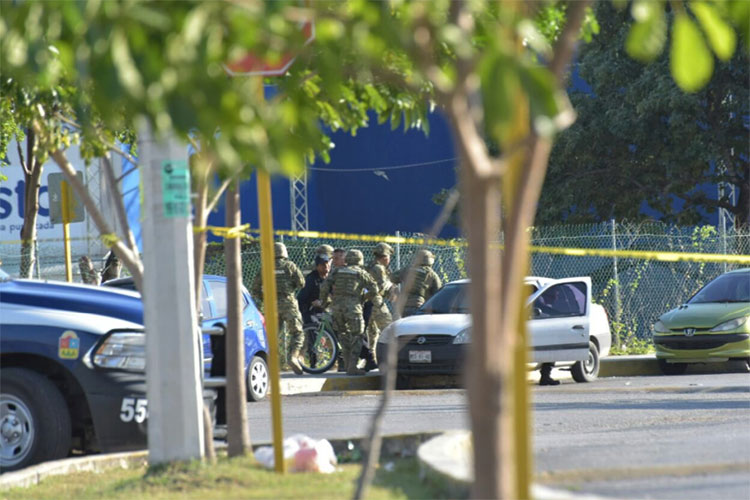 Activan código rojo en Cancún tras ataque armado a Fiscalía