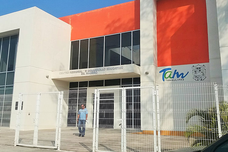 Padres de familia son quienes autorizar operación mochila