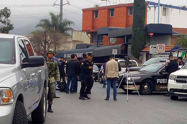 Fallece menor que atacó a maestra y alumnos en NL