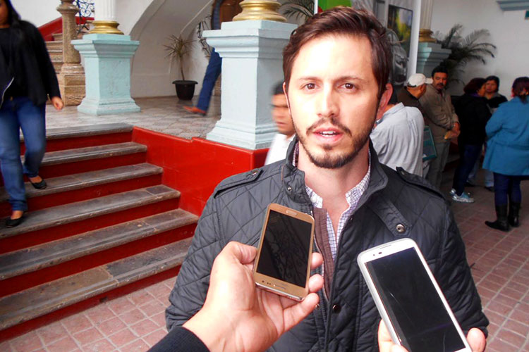 Canaliza ayuntamiento 180 vacantes para empleo al mes