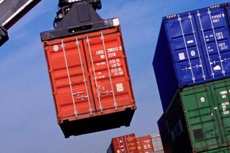 Asesor de Trump ve más comercio de México y EU