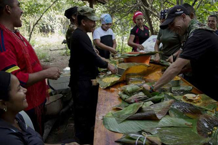 Gobierno de Colombia indulta a 130 guerrilleros de las FARC