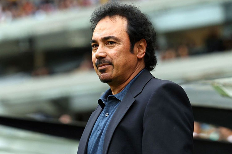 Hugo Sánchez quiere al Puebla; ya hay pláticas con Carlos López