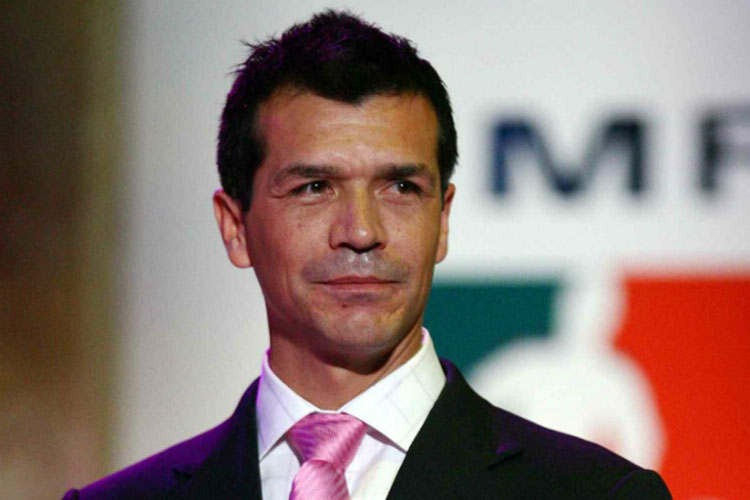 Alerta Borgetti que en unos años faltarán delanteros mexicanos