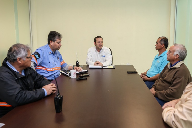 Ofrece gobierno municipal servicio de salud a cubanos