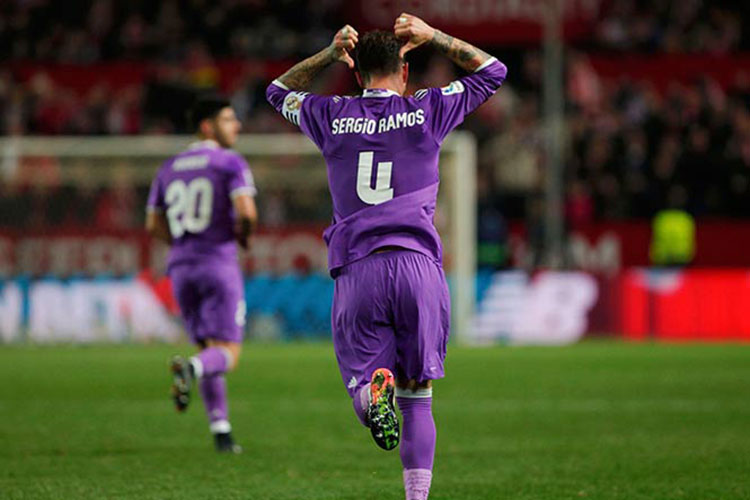 Real Madrid destrona al Barça y avanza en Copa del Rey