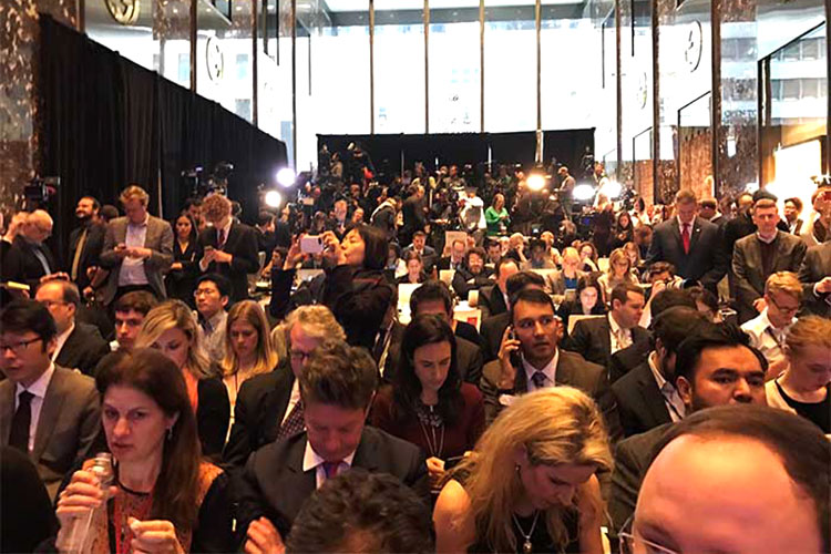 Abarrotan la Torre Trump en NY tras primer discurso de Trump