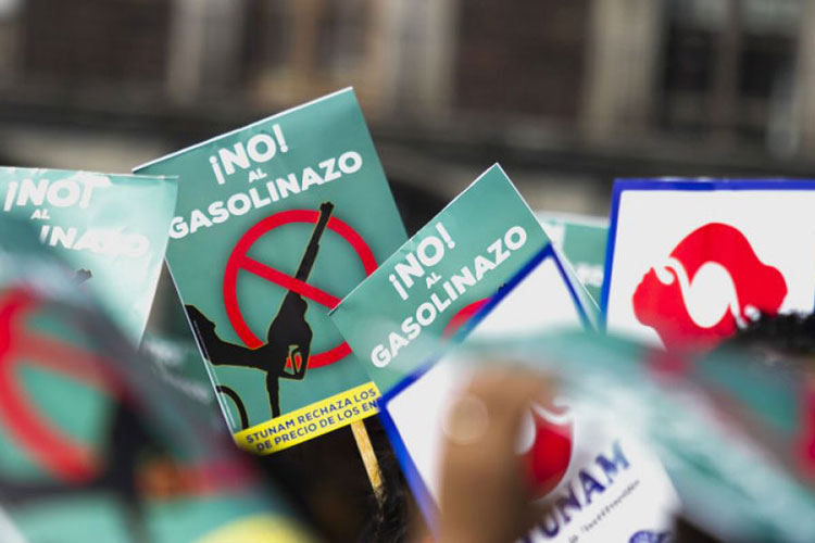 PRD llama a ampararse contra “gasolinazo”
