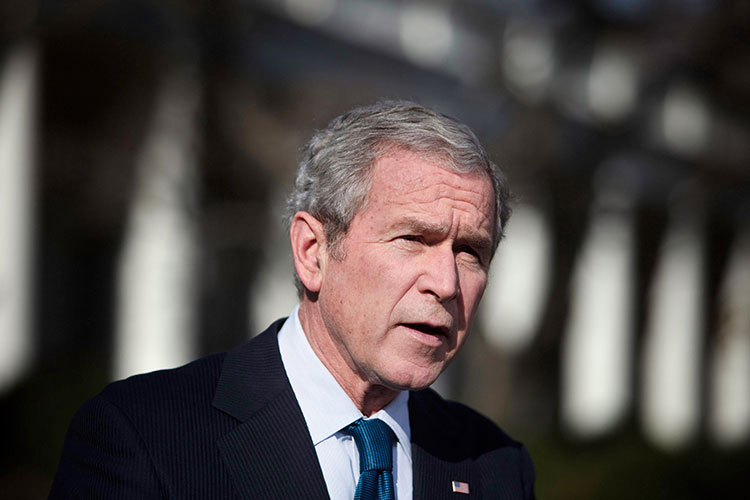 George W. Bush demanda respuestas sobre ciberataques rusos