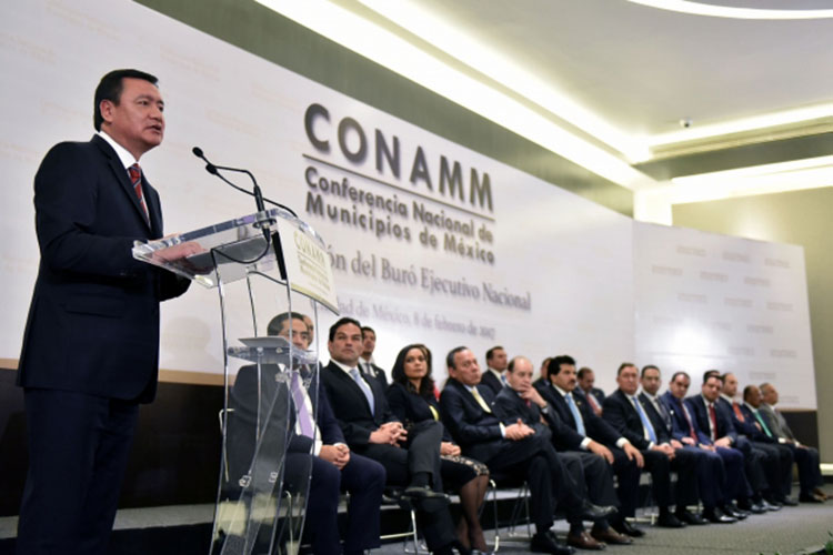 Gobierno Federal pide a Alcaldes ‘financiar’ a deportados