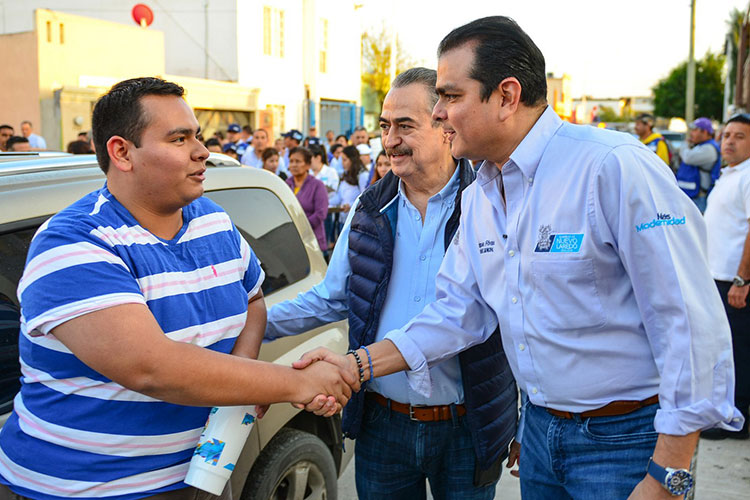 Da Rivas respuesta inmediata a vecinos de la colonia Los Fresnos