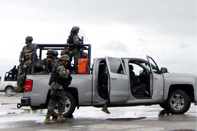 Mandan a Federales y SEMAR a cuidar carreteras y ciudades