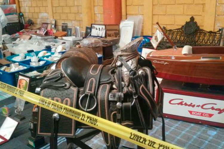 Aseguran bodega con bienes de Duarte y diarios de su esposa