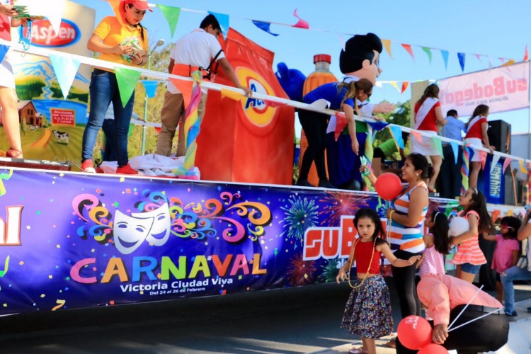 Inicia la fiesta en Victoria