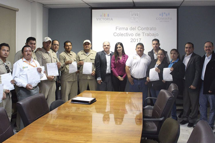 Firman contrato colectivo de trabajo en COMAPA Victoria