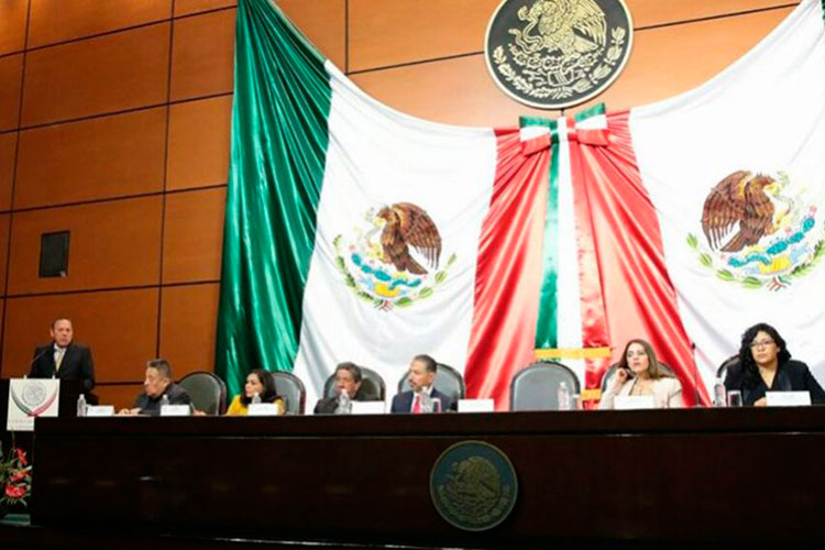 SRE podría llevar a litigio internacional casos de deportados por Trump