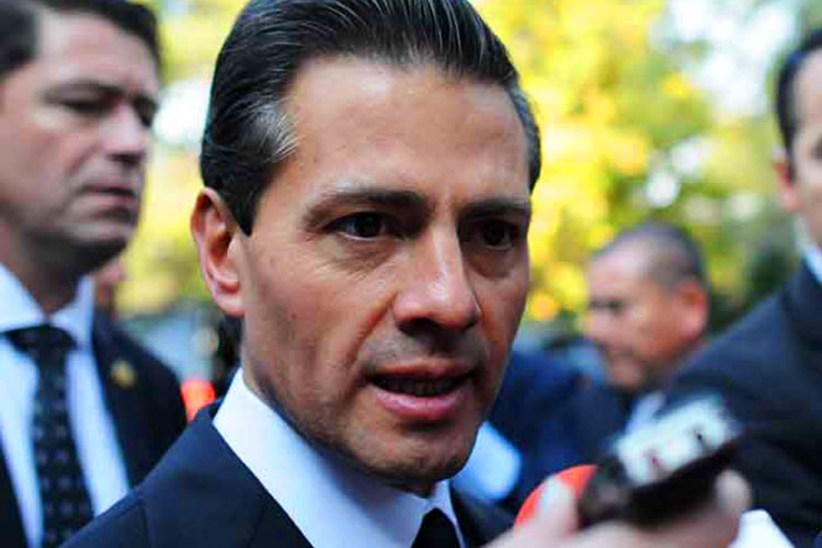 Peña Nieto se reunió con migrantes deportados de EU