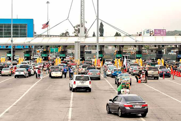 Se desploman ventas en urbes fronterizas de EU