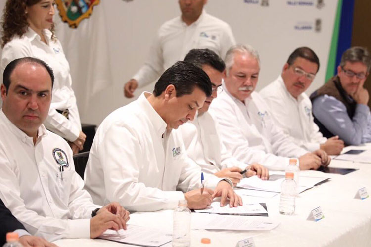 Firman Alcaldes y Poderes Acuerdo de Austeridad en Tamaulipas