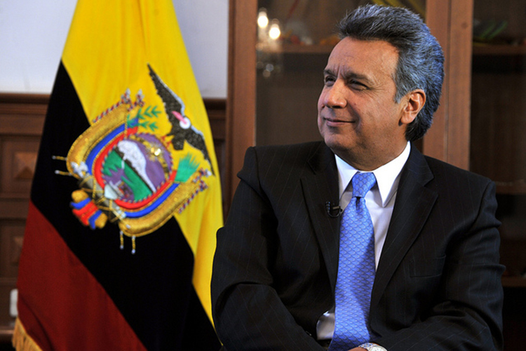 Lenín Moreno aventaja en la elección presidencial en Ecuador