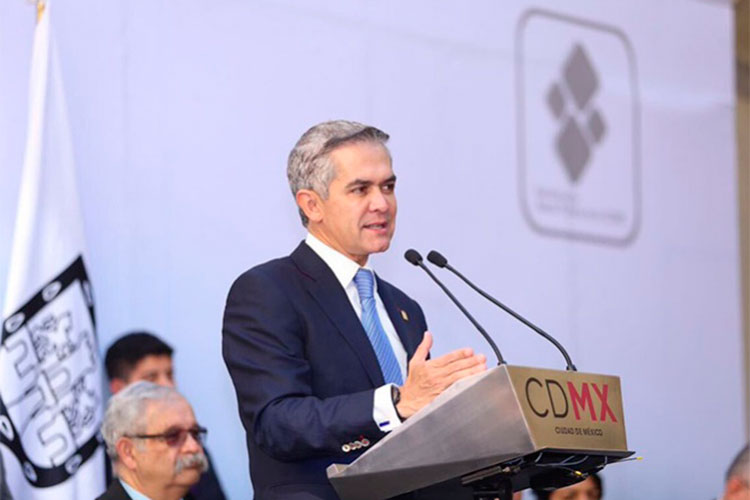 “No puedo asumirme como candidato del PRD”: Mancera