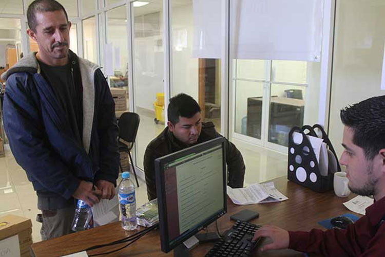 Se prepara SLP para recibir a migrantes; habrá apoyos financieros