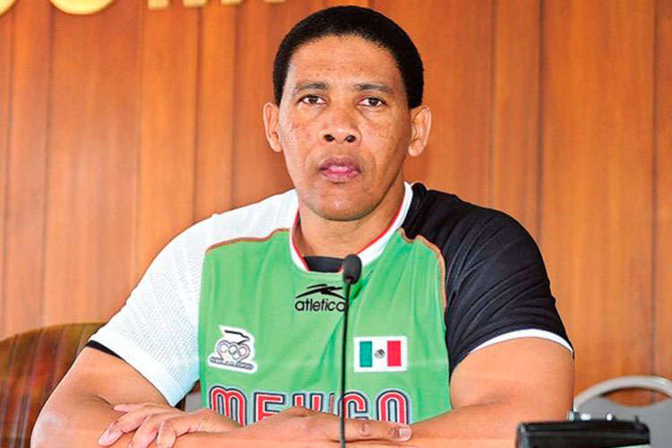Muere Pedro Gato, exentrenador de la taekwondoin Rosario Espinoza