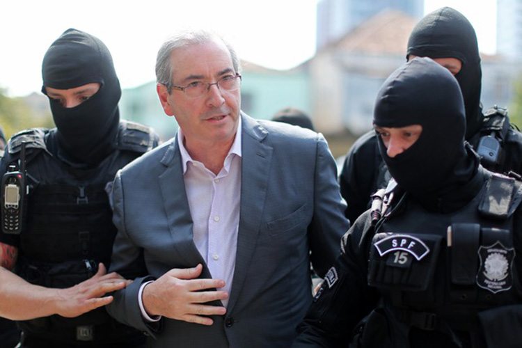 Quince años de prisión a Cunha, clave en derribo de Dilma