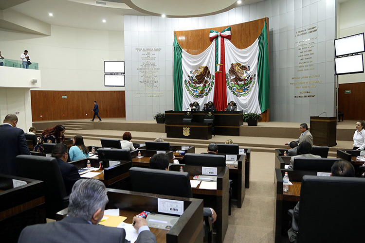 Llegan ‘cascadas’ de iniciativas de reformas y leyes al Congreso