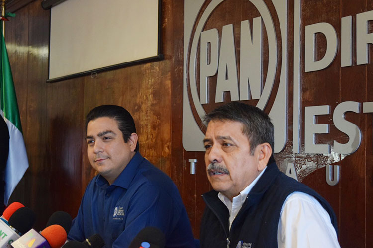 Una Tras Otra ¡Un gobernador a toda madre!
