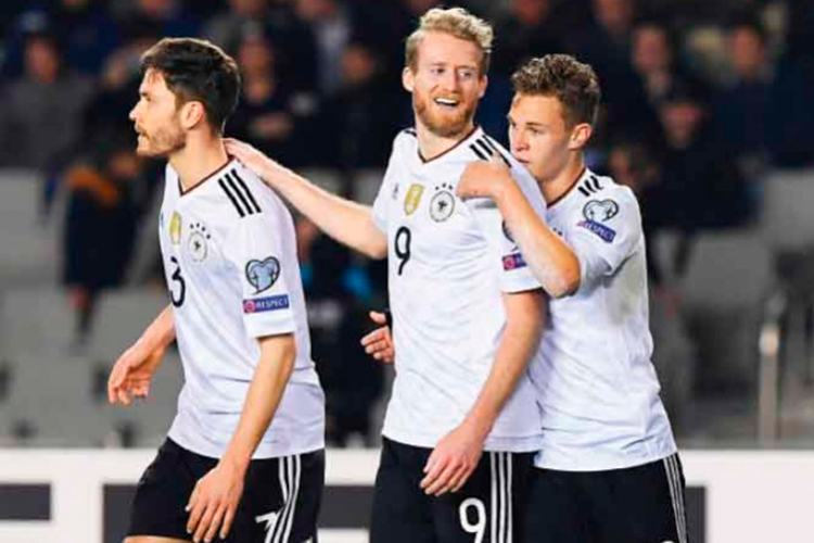 Schürrle se asoma ante Azerbaiyán