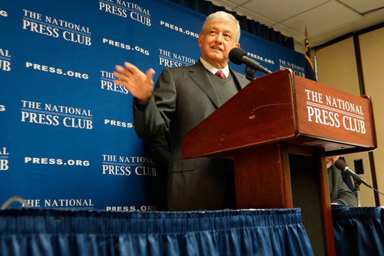 Denuncia AMLO al magnate ante la CIDH