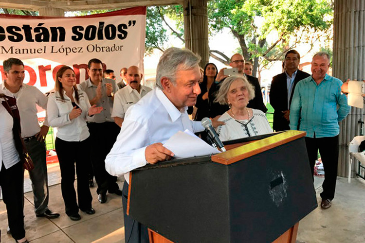 AMLO pide a Peña Nieto a que se serene
