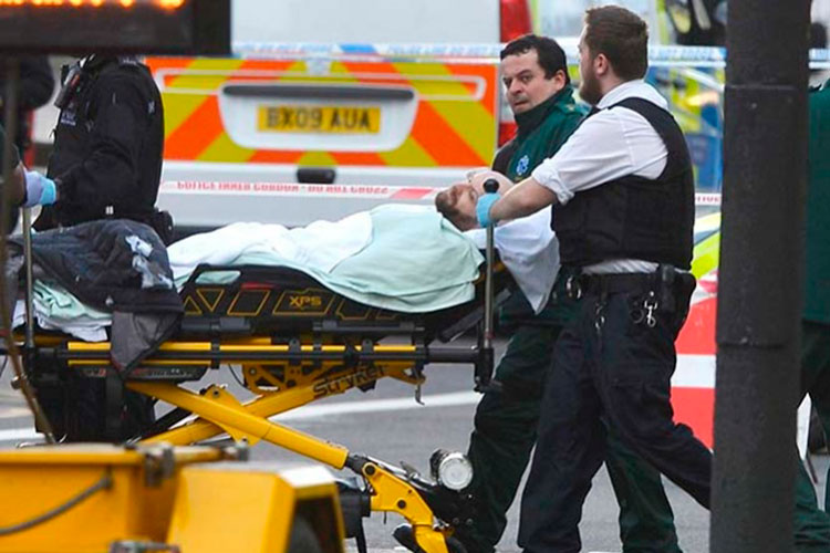 Graves, dos de los heridos en atentado en Londres